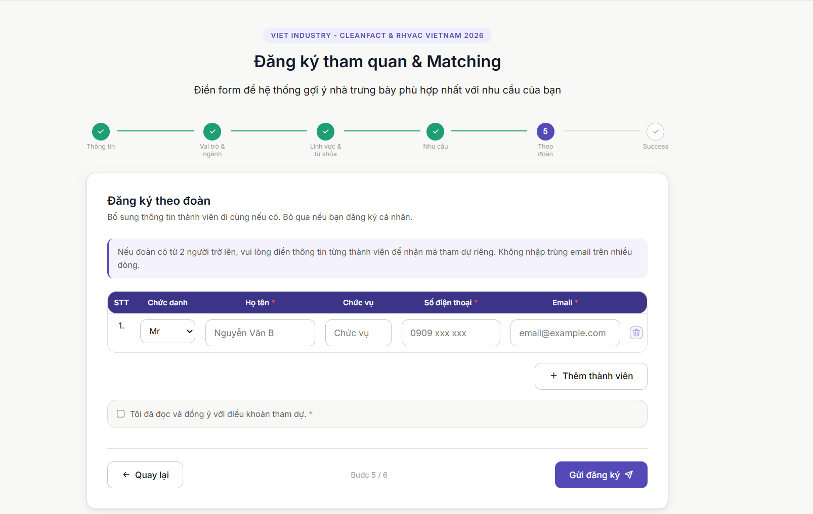 Dynamic group registration form on public portal