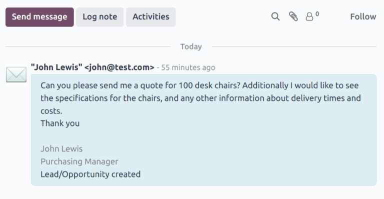 Chủ đề cửa sổ trò chuyện của một lead mới được tạo trong ứng dụng CRM.